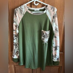 Chic Soul Green Camo Sleeve Top